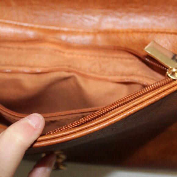 Knot Style Brown Closure Crossbody Bag - Picture 2 of 6